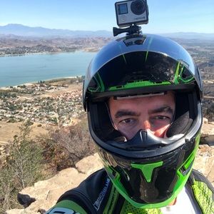 Meet your Posher, Eric